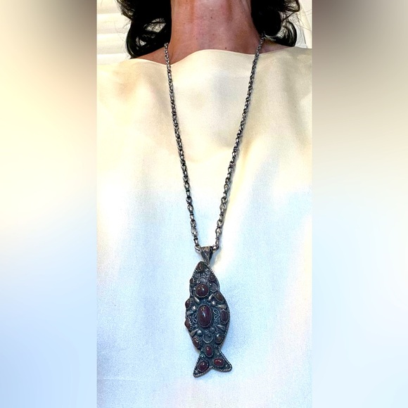 Dual Charm Silver Fish Pendant Necklace - Picture 1 of 16